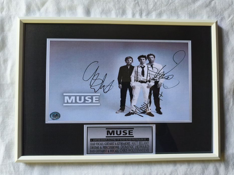 Moldura Band Muse com Autógrafos (A4)