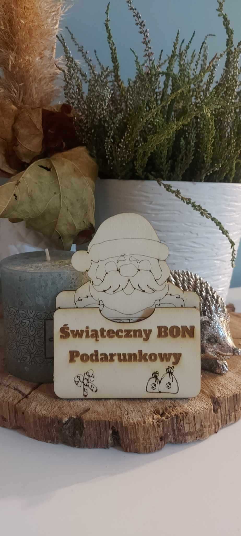 Świąteczny bon podarunkowy ze sklejki na pieniądze lub kartęupominkową