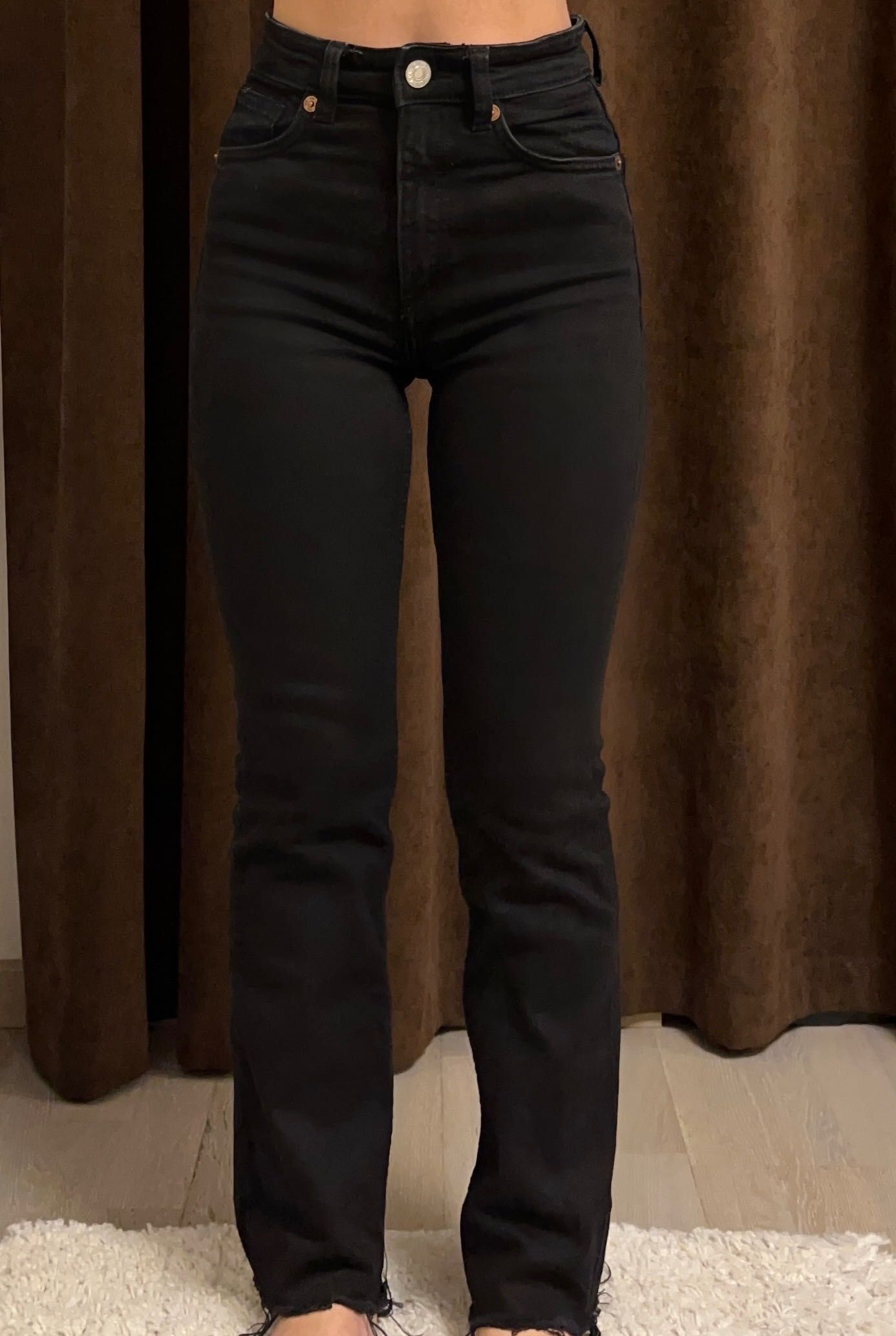 Джинси Zara    жіночі 32розмір