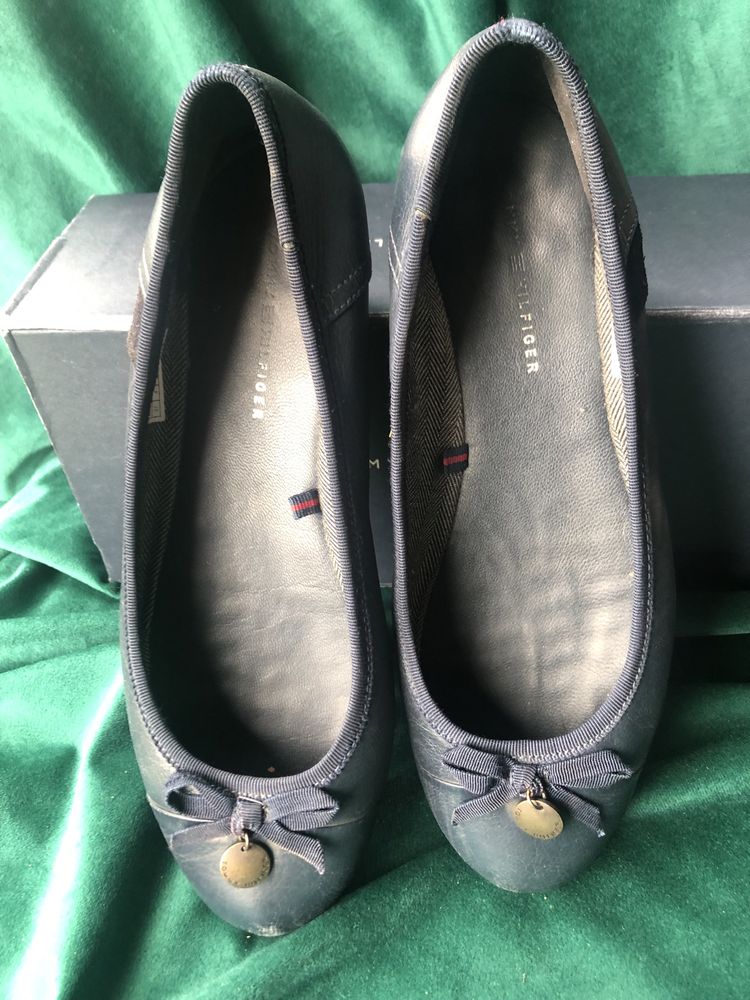 Tommy Hilfiger baleriny granatowe, rozmiar 37