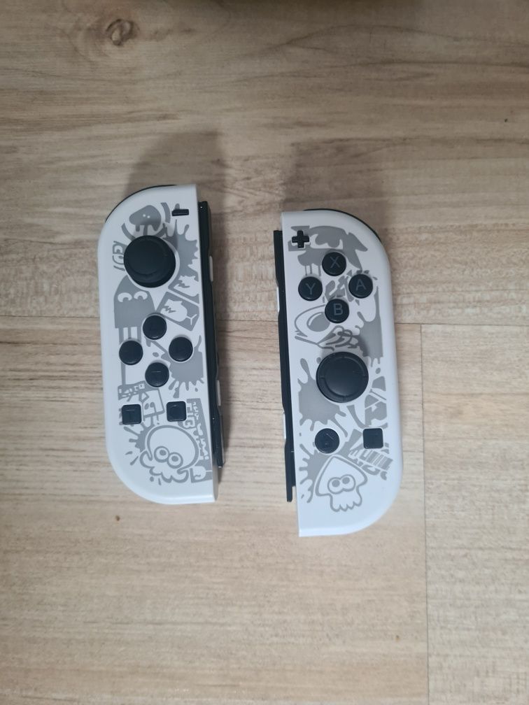 Nintendo switch oled+etui+2joycony+ładowarka na 4joycony