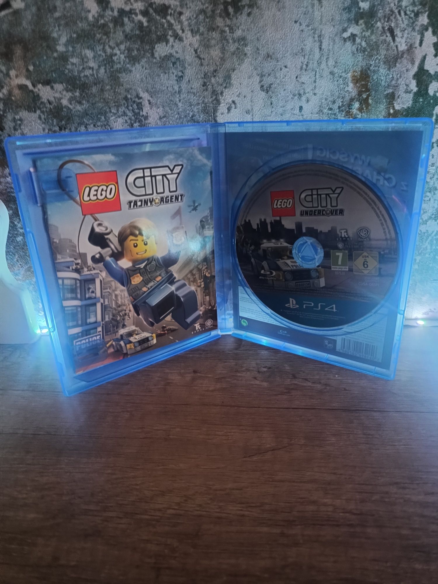 gra na PS 4 LEGO city ,,tajny agent"