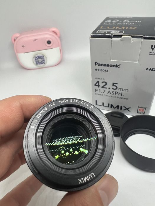 Об’єктив обьектив Panasonic Lumix 42.5 f/1.7	1