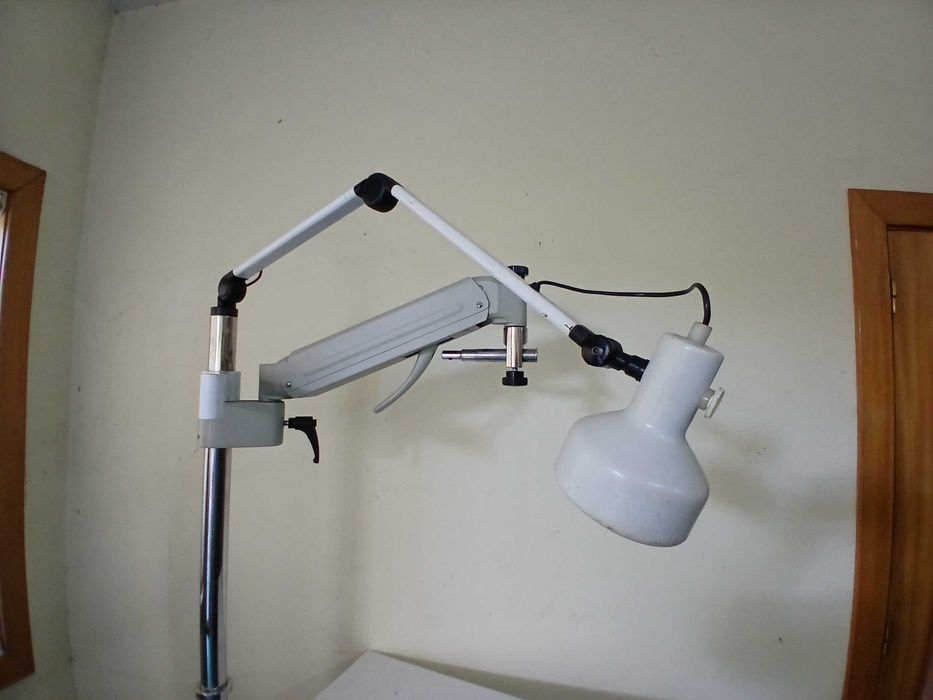 Cadeira para óptica/ optometrista / oftalmologista