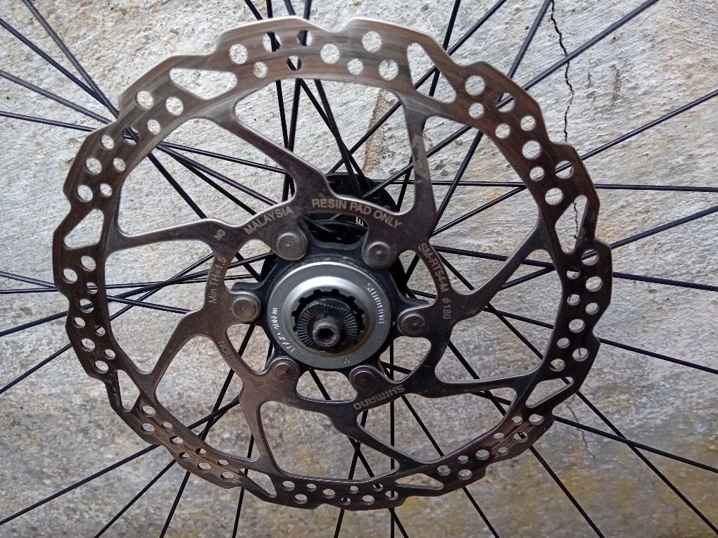 Roda Shimano 29 da frente