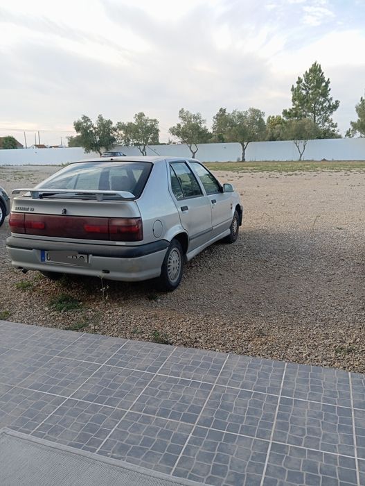 Vendo esta granda maquina