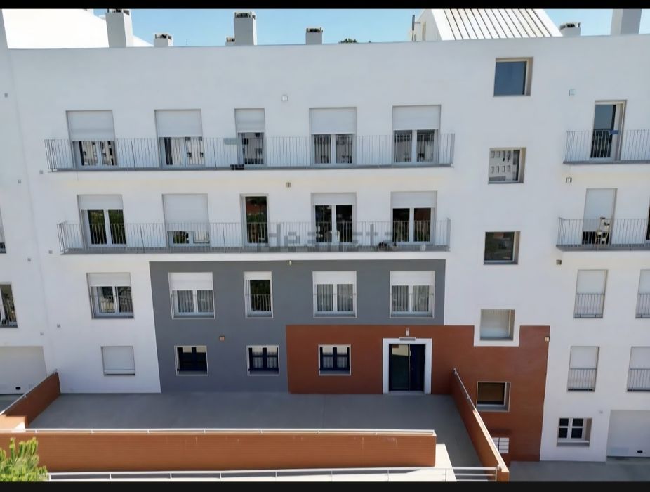 Apartamento Novo Urbanização Casas do Lago