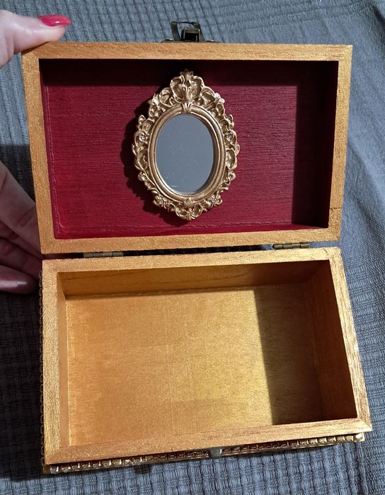 Caixa porta jóias madeira