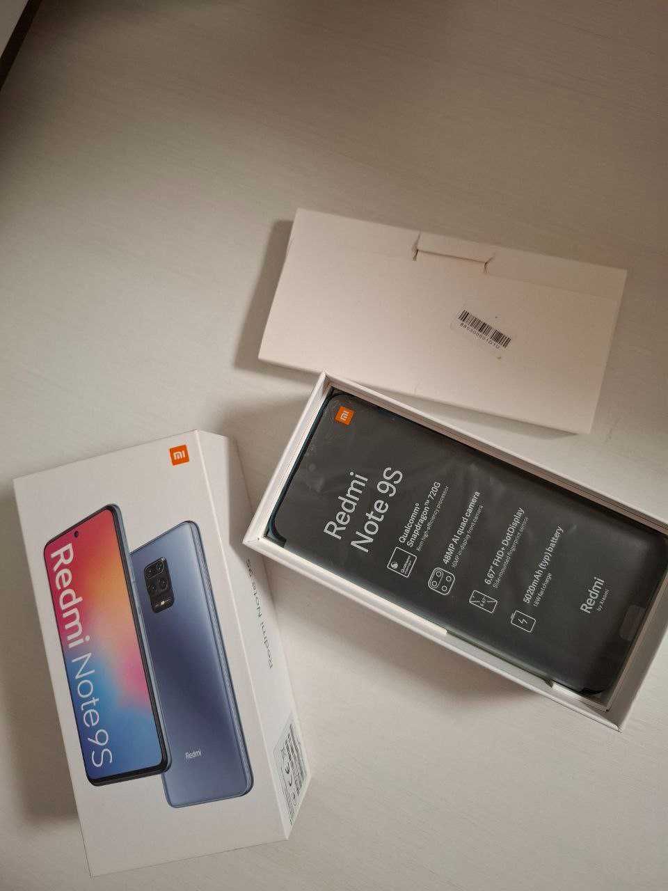 Xiaomi Redmi Note 9S 4/64GB з зарядним та кабелем