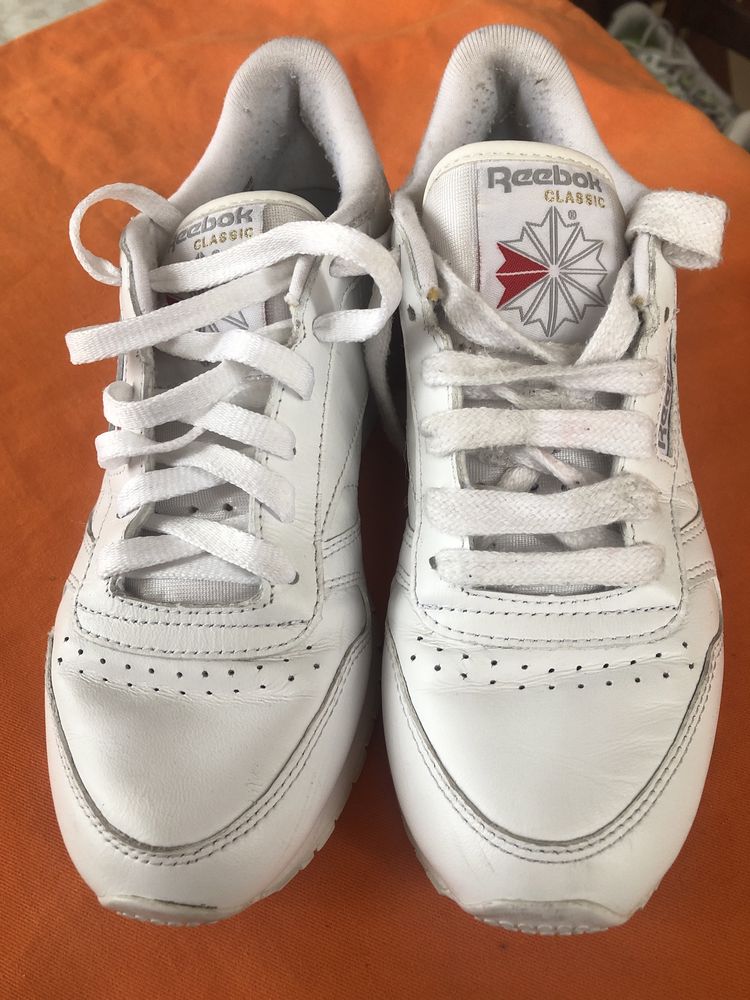 Кроссовки женские Reebok р.37