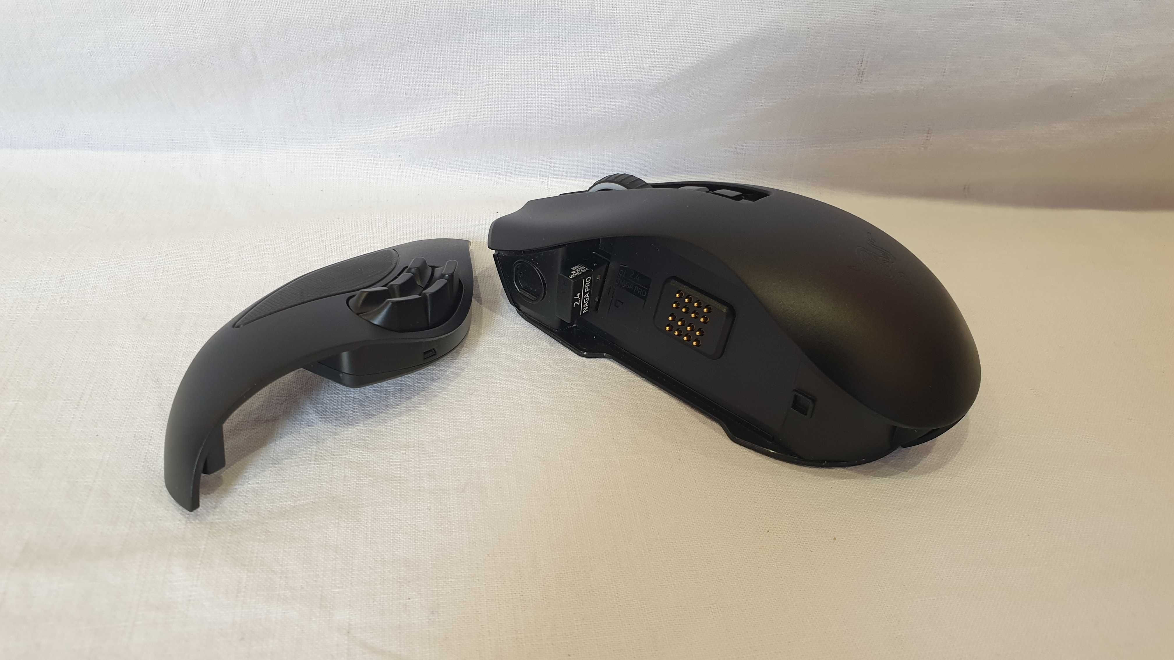 Mysz bezprzewodowa Razer Naga Pro sensor optyczny stan IDEALNY.