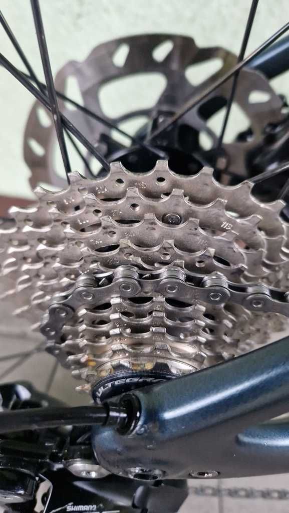 SPECIALIZED tarmac SL6 DISC 105 2x11s DT SWISS sztywne osie r58