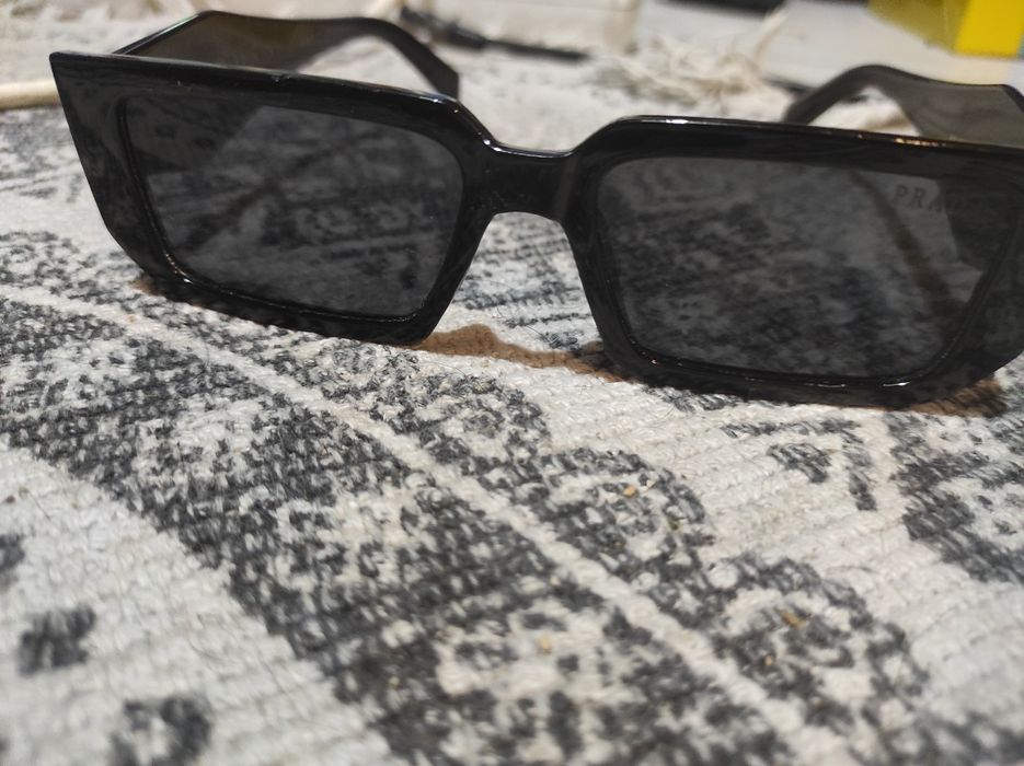 Óculos de sol Prada