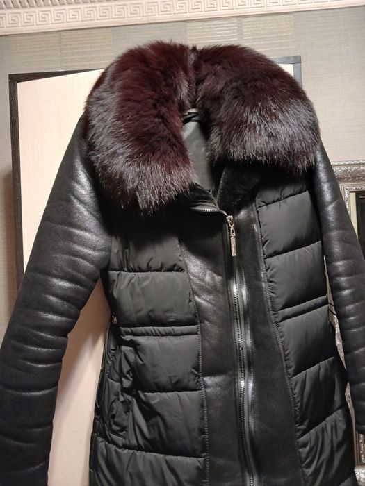 Пуховик,пальто,зимова куртка.