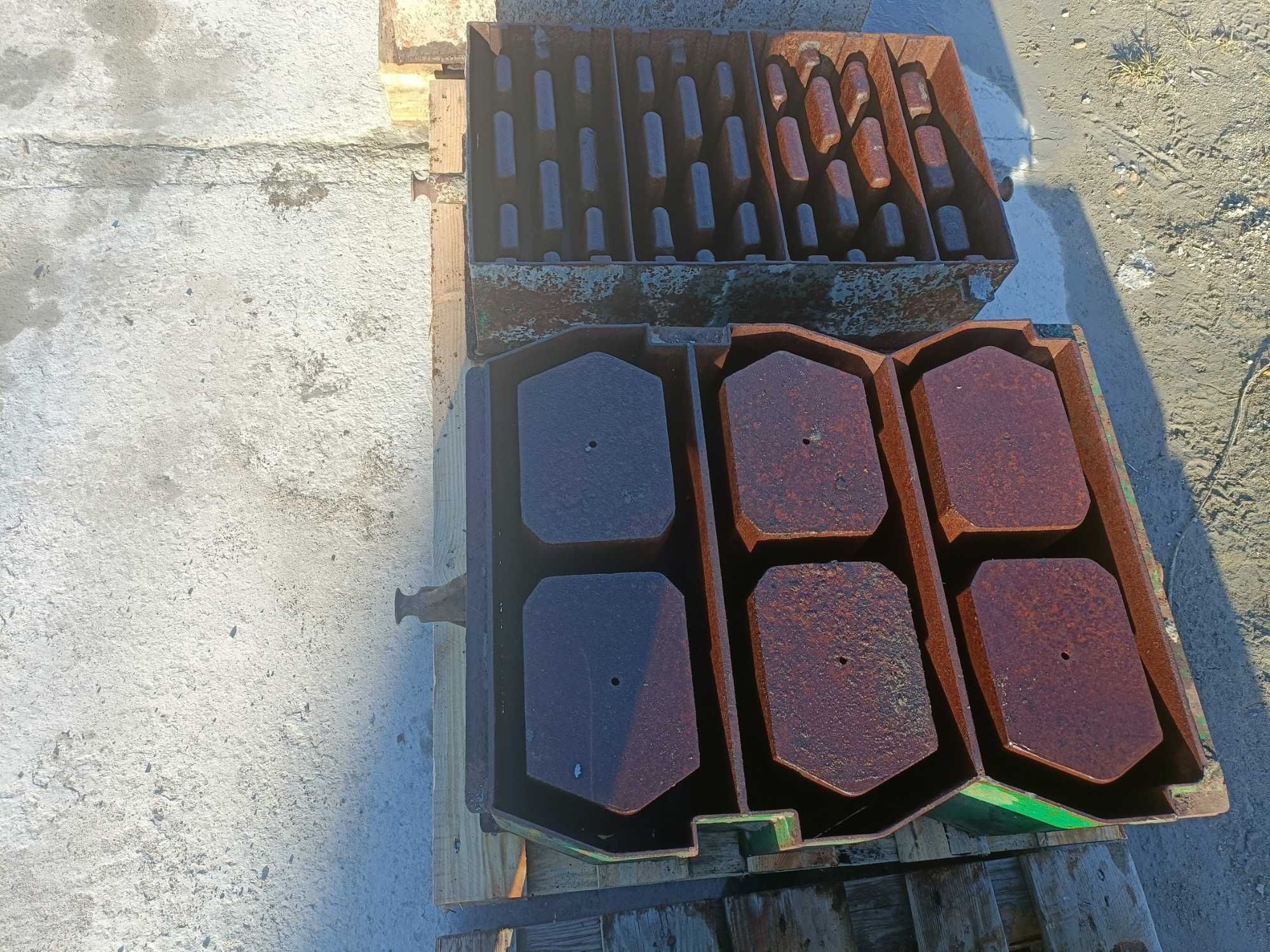 Pustaczarka ręczna do produkcji bloczków, pustak beton Formy, wibrator