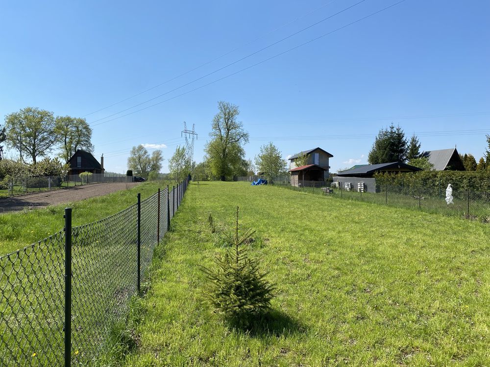 Działka rolna w Stradunach nad rzeką 1070m2