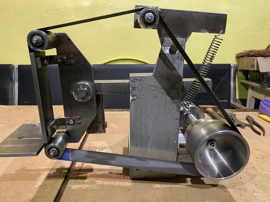 Гріндер під ремінну передачу