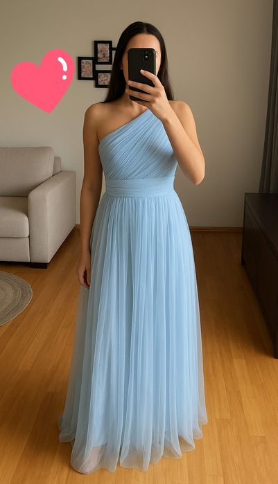 Długa tiulowa niebieska sukienka maxi na jedno ramię Lace&Beads