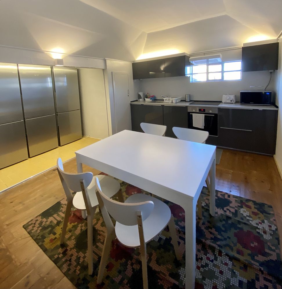 Quarto individual para menina- CONTRATO E DESPESAS INCLUÍDAS