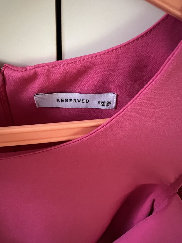 Sukienka Reserved S