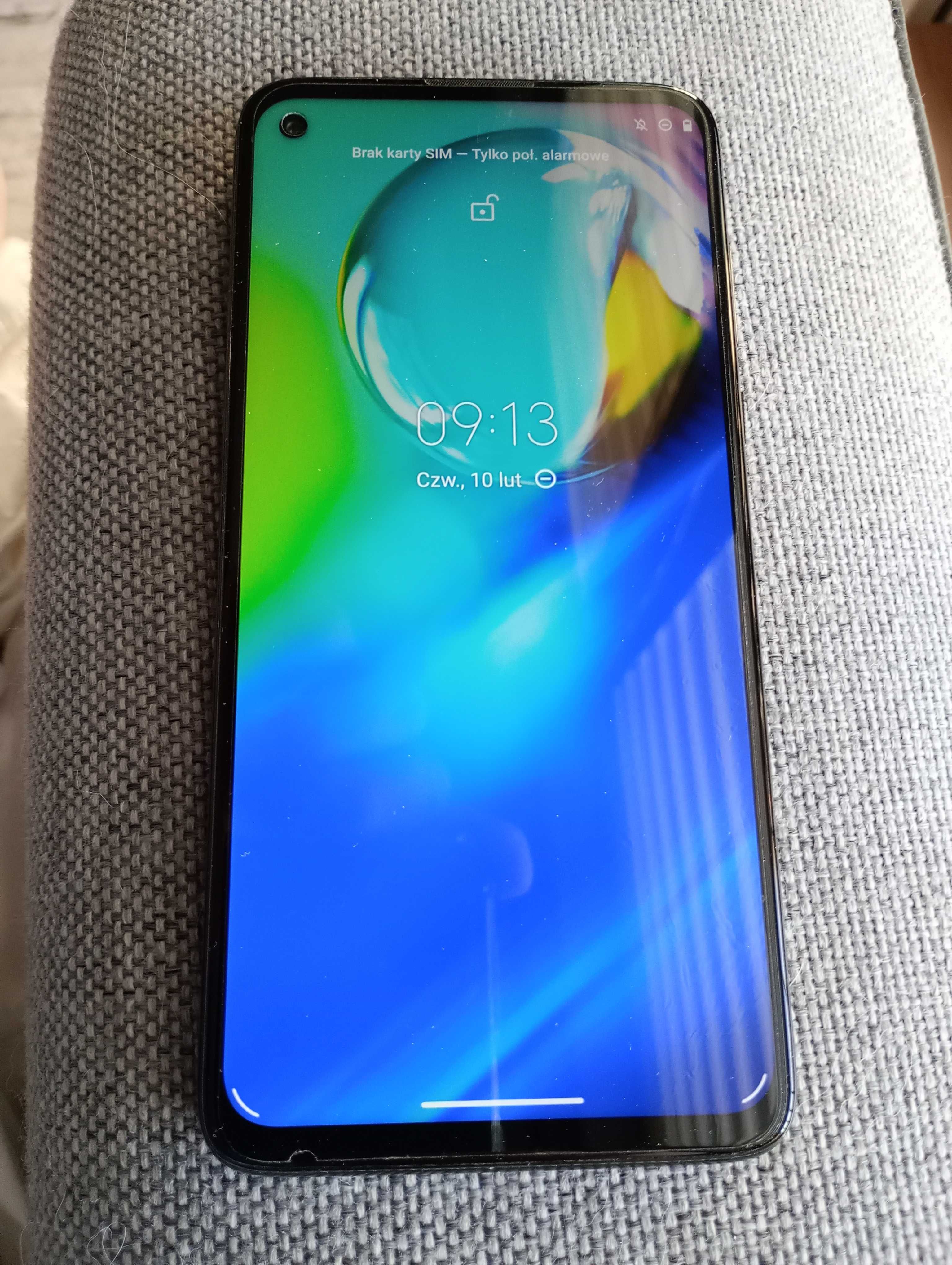 telefon Moto G8 Power 4/64GB mocna bateria stan bdb