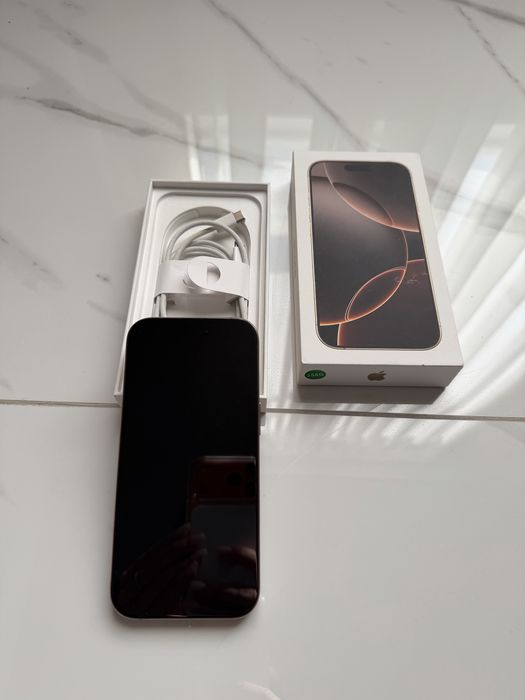 Iphone 16 pro 256gb Neverlock 100% батарея