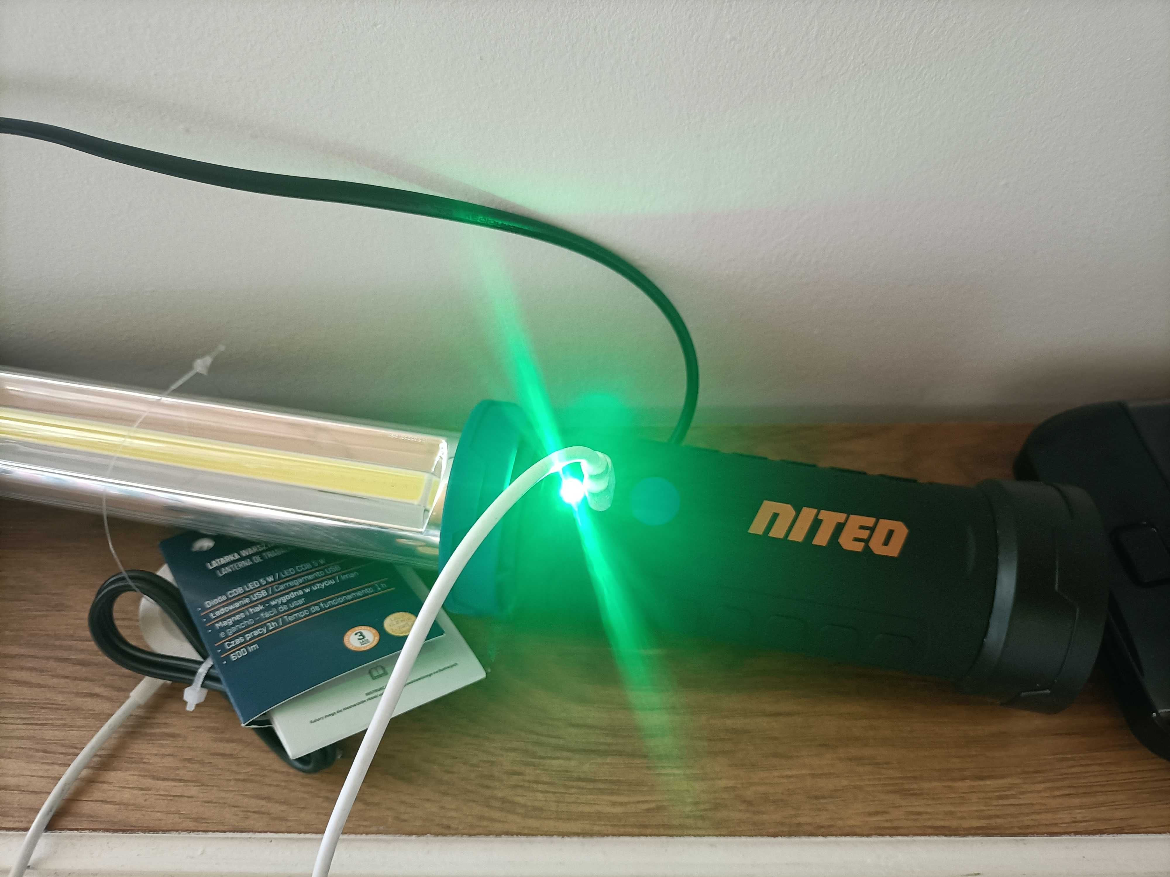 Lampka warsztatowa LED COB Tuba latarka ładowana