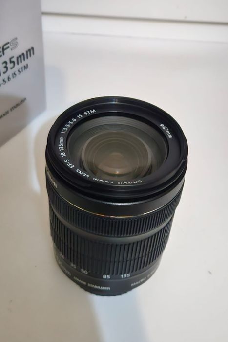 Nowy Canon EF-S 18-135mm f/3.5-5.6 IS STM