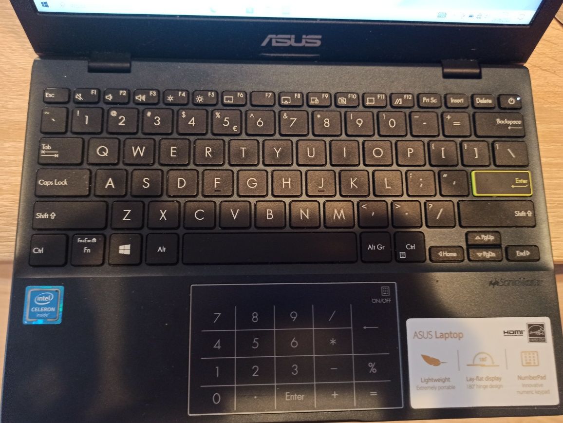 Laptop Asus VivoBook Go E410MA