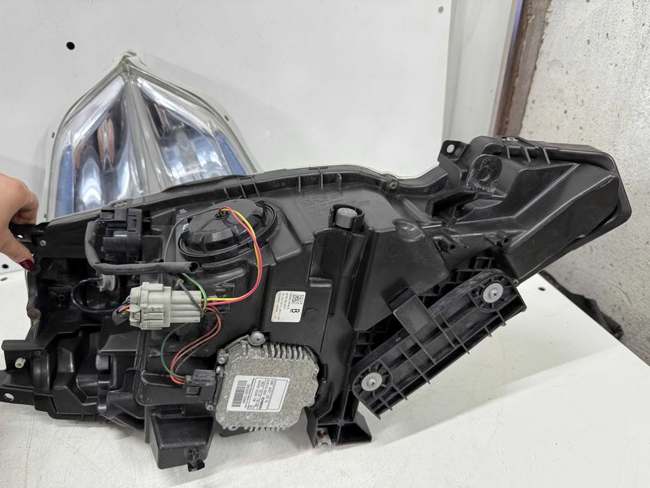Фара права ліва Nissan Leaf 2010-2017 Full LED Фара Нісан Ліф 10-17