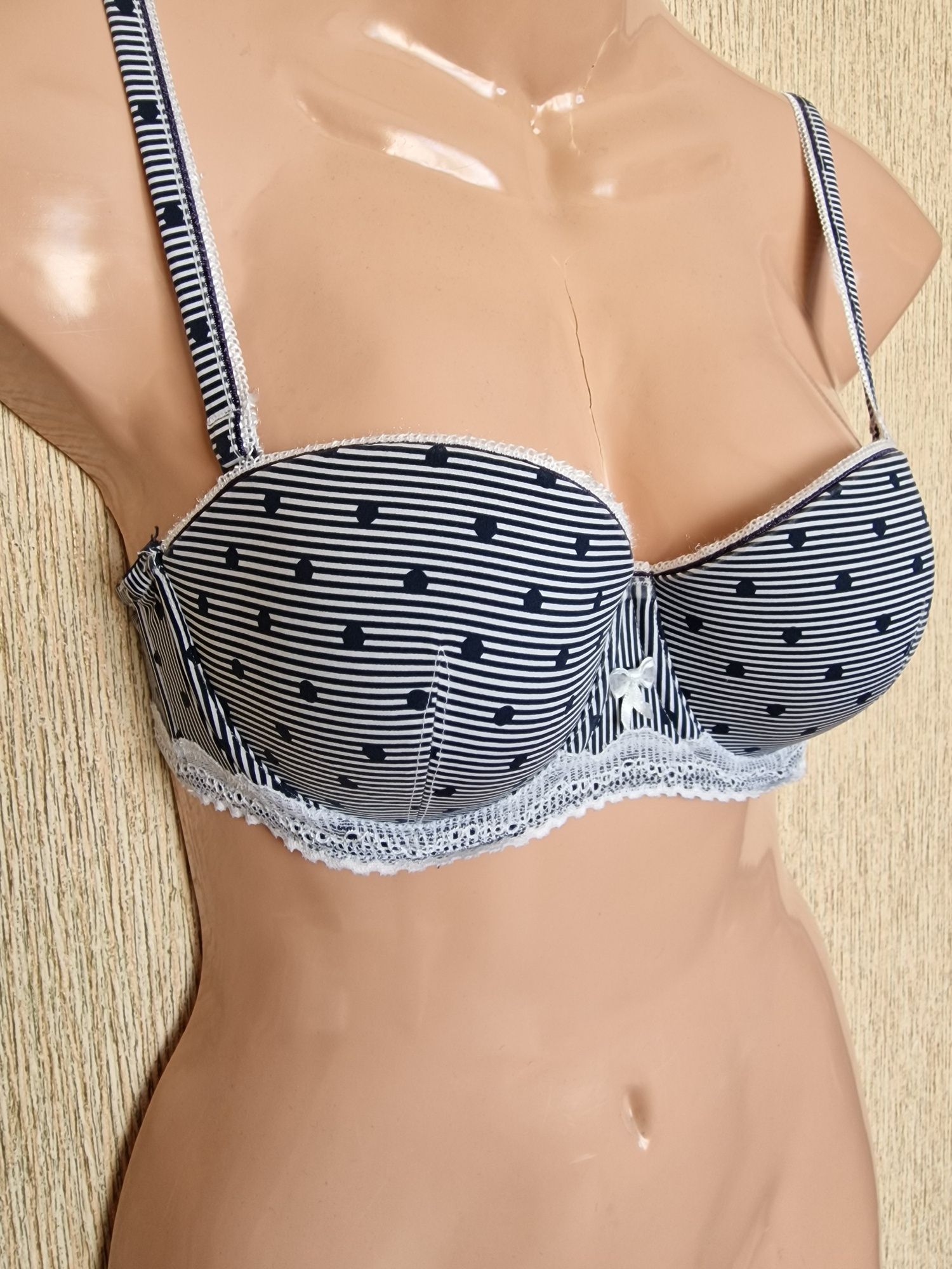 ніжний бюстгальтер в полоску з мереживом Esprit, оригінал
