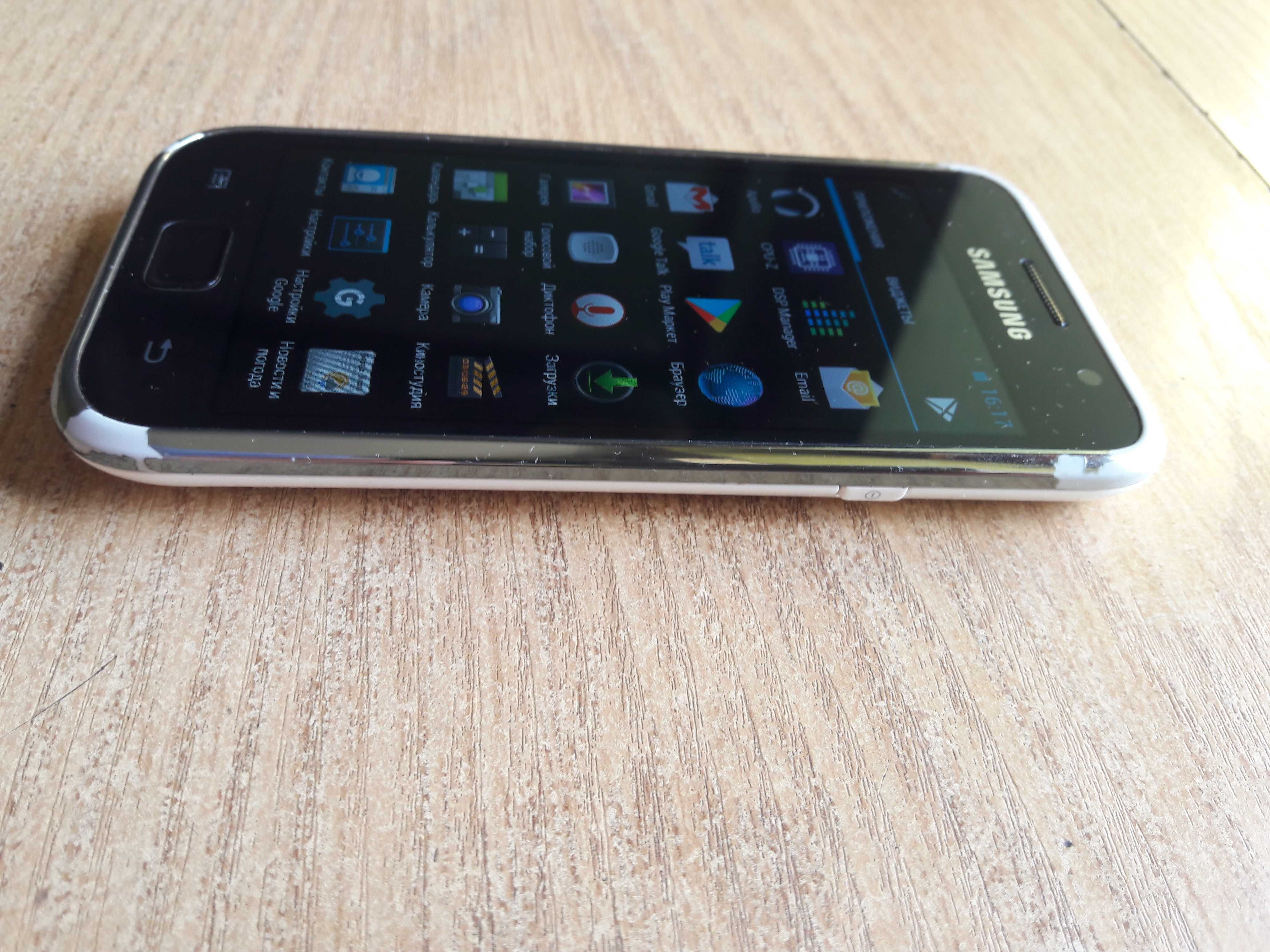 Samsung Galaxy S Plus (GT-I9001)