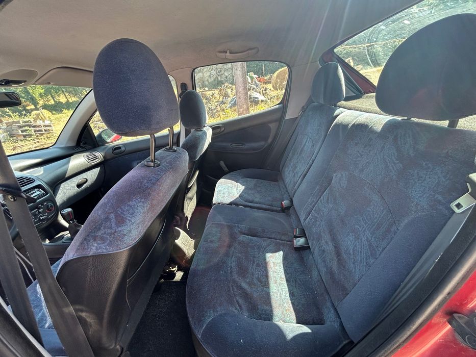 Peugeot 206 (1.1)