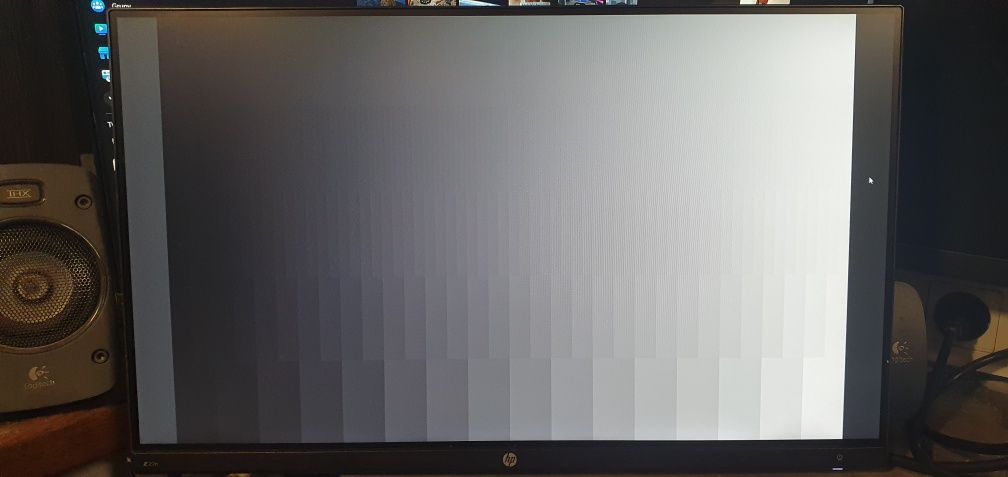 Monitor LED HP Z22n 21,5" IPS 1920x1080 DP HDMI VGA USB Vesa