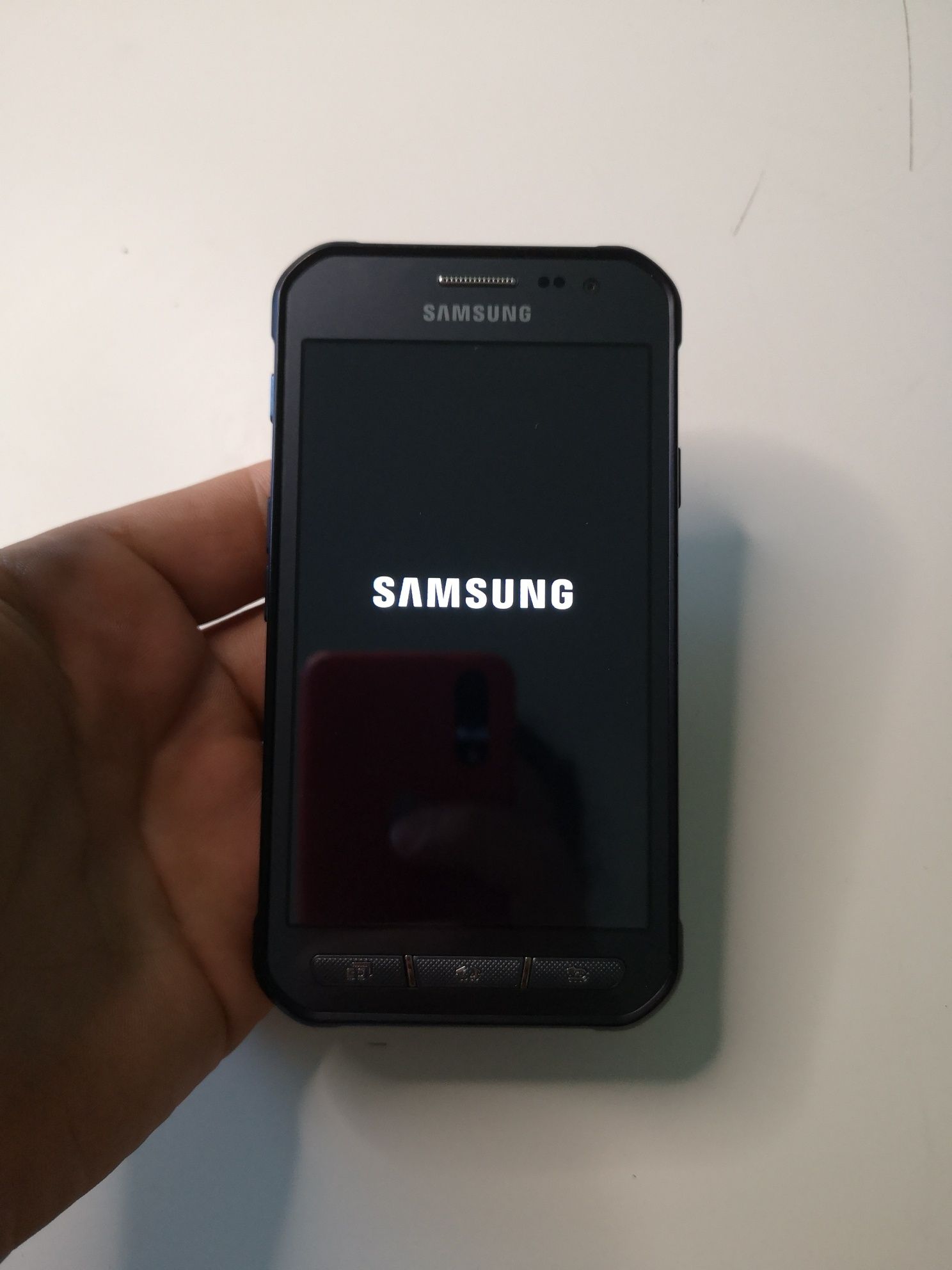 Захищений Samsung Galaxy Xcover 3 Самсунг гелегсі
Samsung