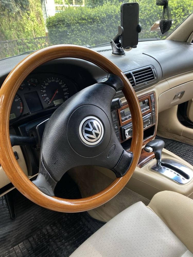 Продам авто Volkswagen Passat b5