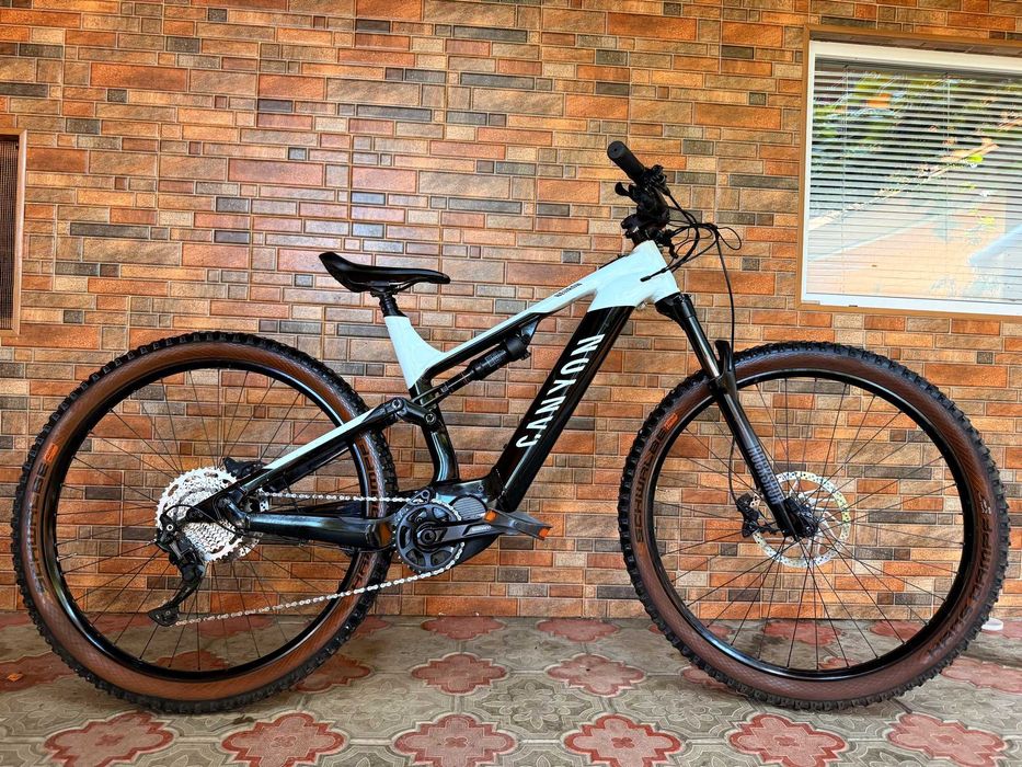 Електровелосипед CANYON 29"L" Shimano DEORE, ROCK SHOX, EP8, 630 Wh