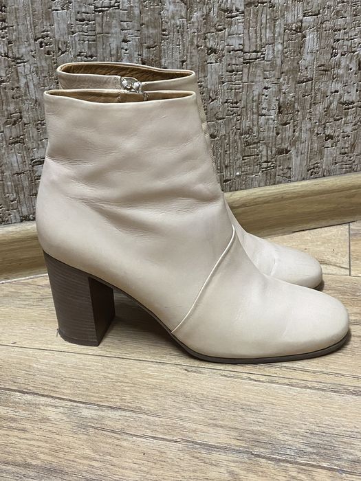 Other stories шкіряні ботильони