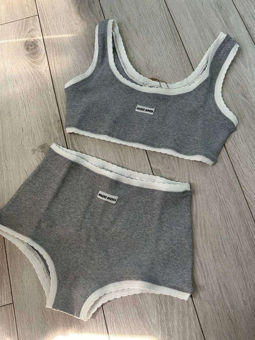Komplet top szorty miu miu