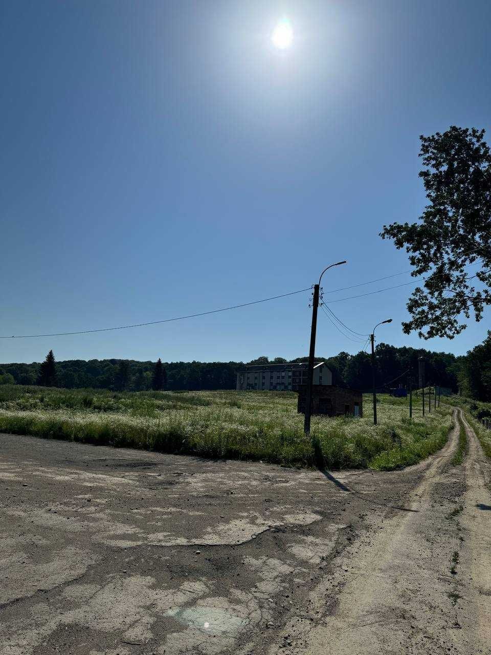 Продаж колишнього дитячого санаторію 5000 м2 з ділянкою 9,5 га