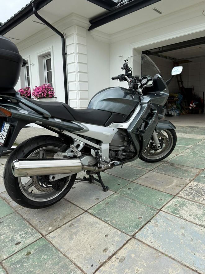 Motory i skutery