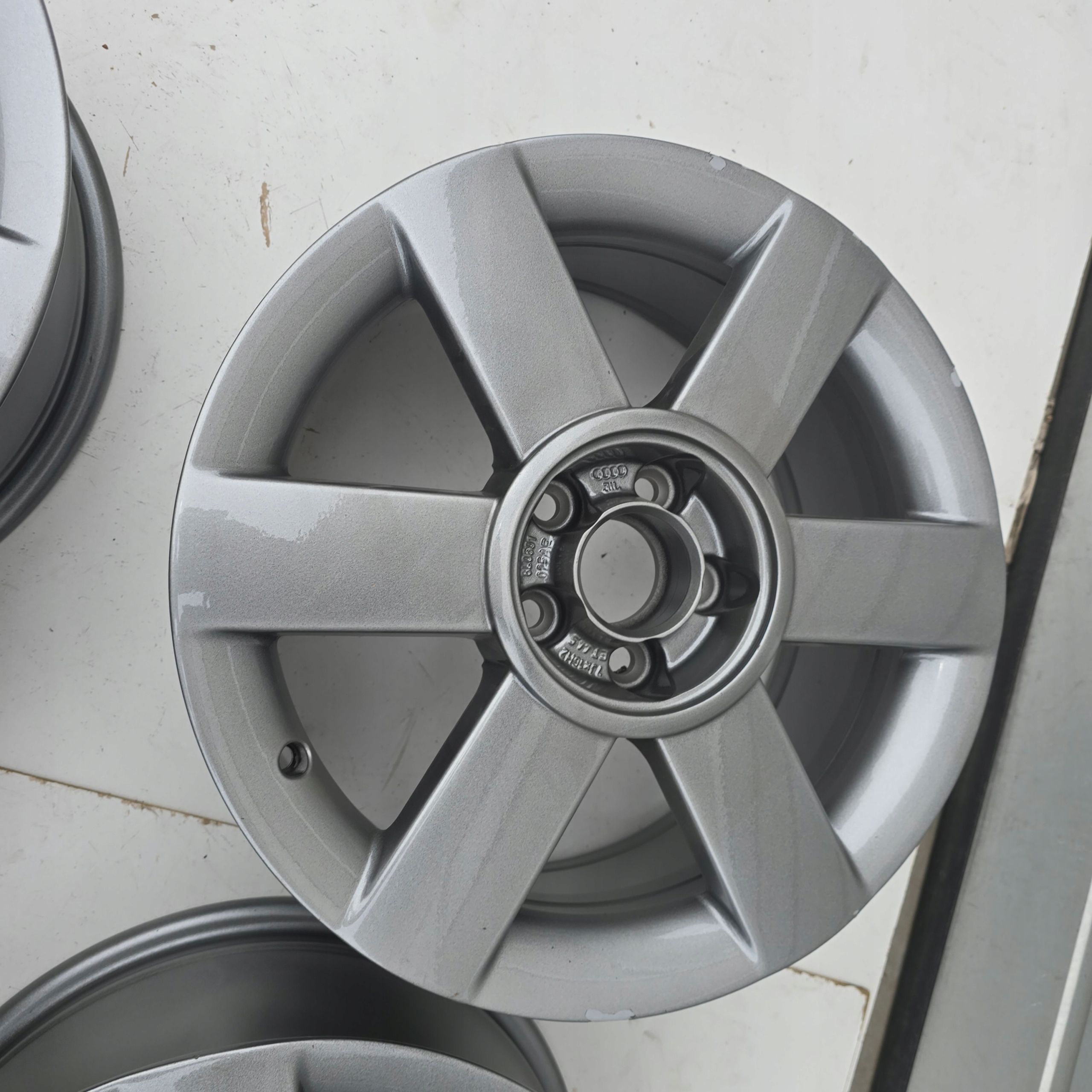Audi A3 8L VW Golf iv 5X100 16'' 7.0J ET44.5 4X