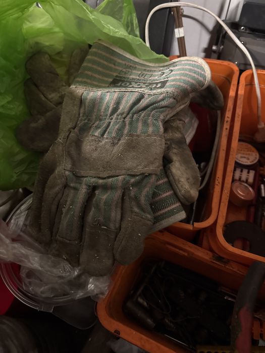 Rekawiczki robocze raz uzytw