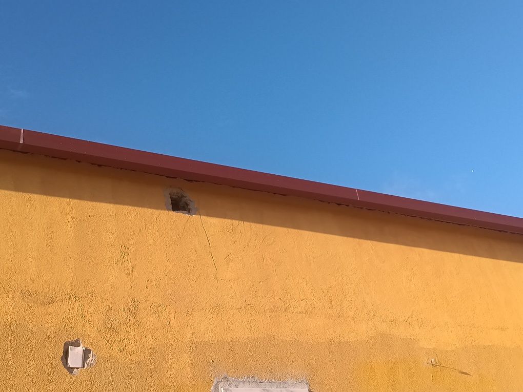 Algeiroz para telha de sanduíche em bom estado