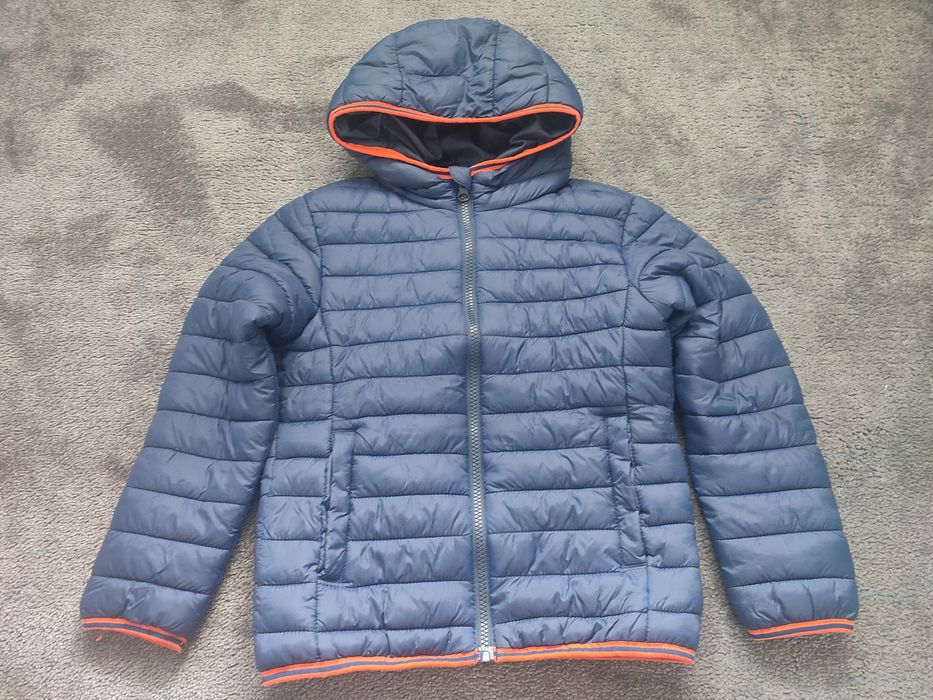 Kurtka dziecięca z kapturem 122