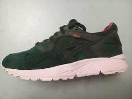 Детские Кроссовки ASICS  оригинал 36размер. стелька 23см