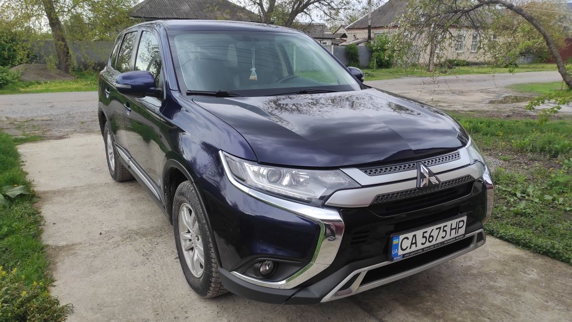 Mitsubishi Outlander 2019