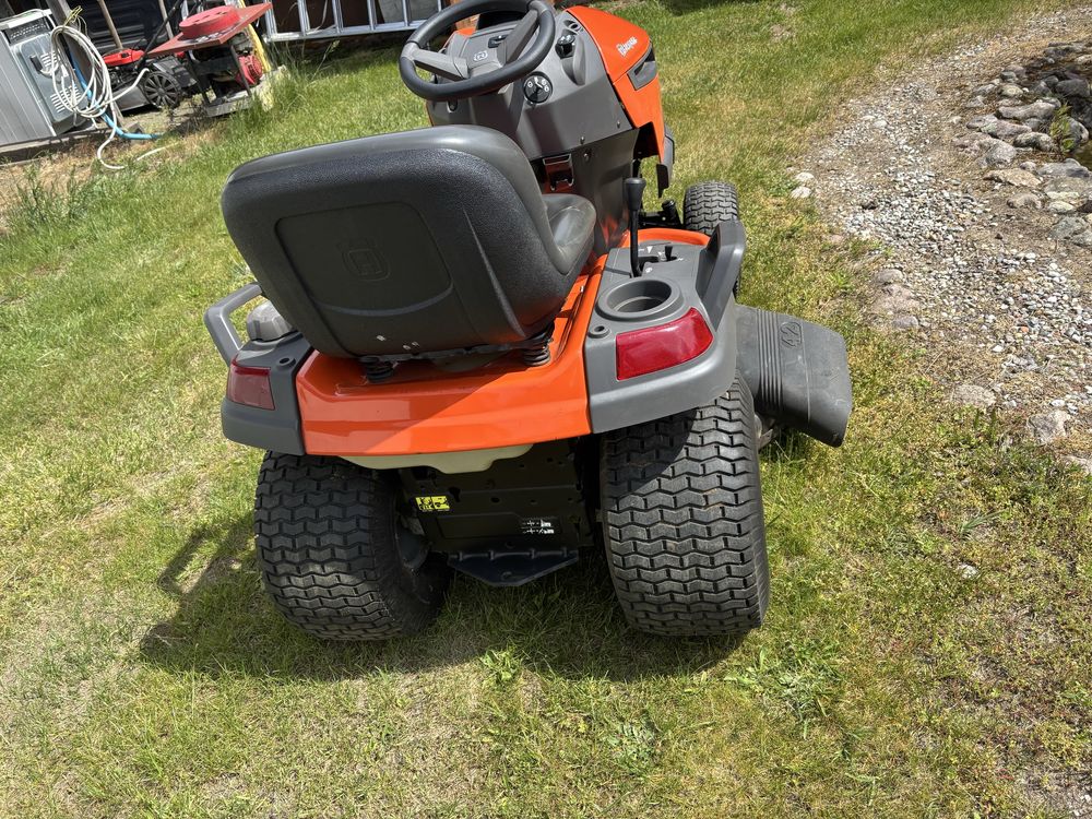 Traktorek Husqwarna YTH150 Twin Kawasaki