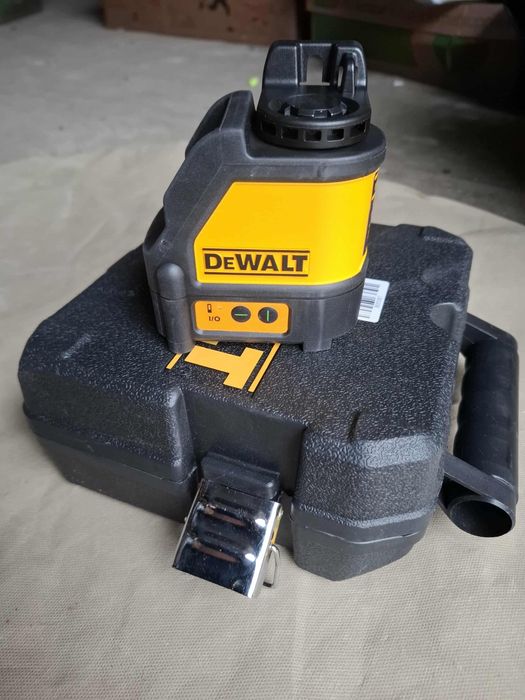 Laser krzyżowy Dewalt