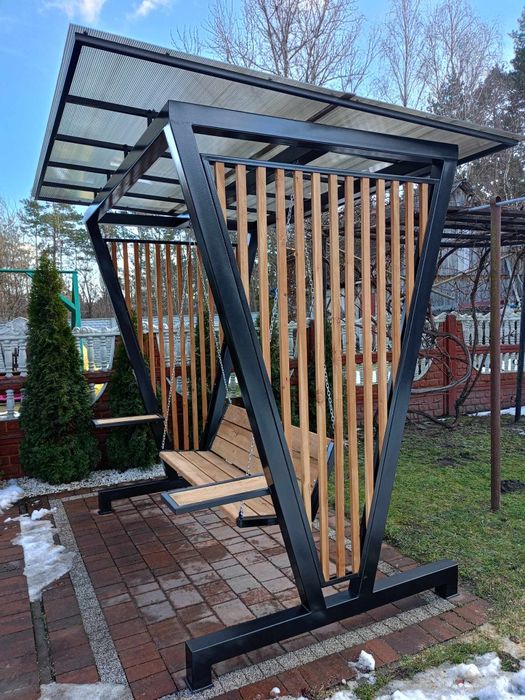 Huśtawka ogrodowa metal drewno loft industrial